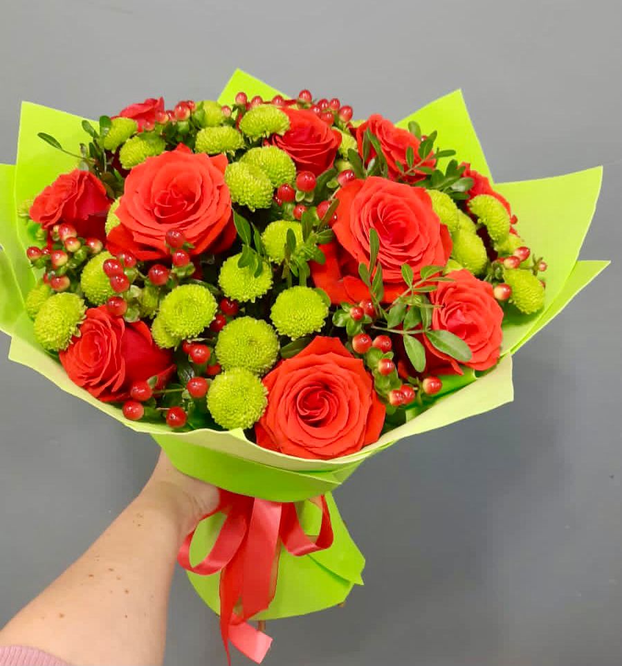 Букет цветов из: Хризантемы и Розы в Курьяново