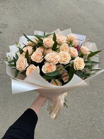 Букет Кремовые розы Латте в Курьяново