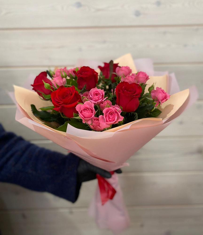 Букет цветов из: Розы в Курьяново