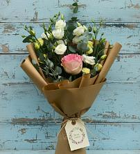 Букет цветов из:  Розы и Лизиантусы в Курьяново